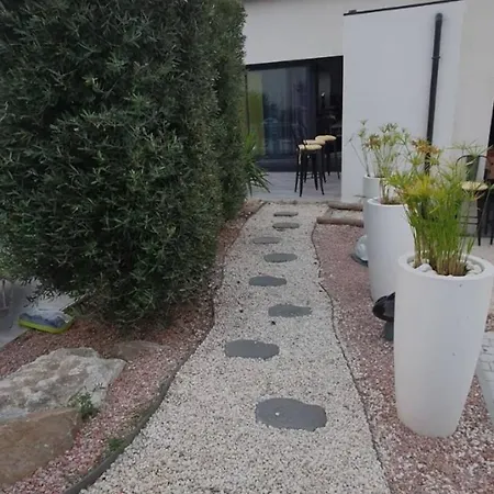 بيت للعطل Maison Agreable Et Paisible قرقشونه